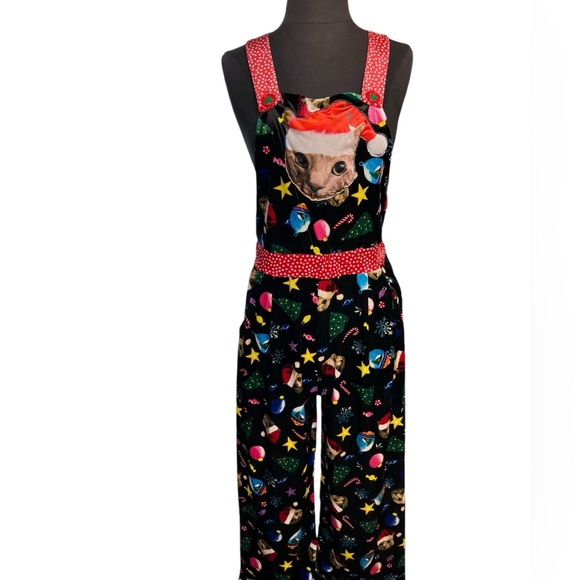 Love On A Hanger Black Christmas Ugly Sweater Kitty Cat Velour Overalls Sz Small - Picture 1 of 10